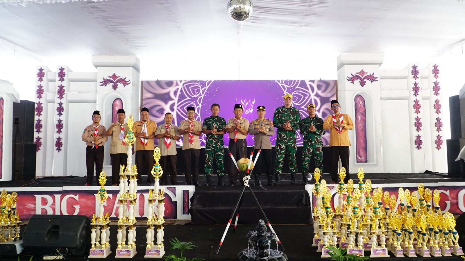 Pembukaan Galang Ceria MBI Amanatul Ummah Pacet: Cetak Pramuka Produktif dan  Penebar Kebaikan