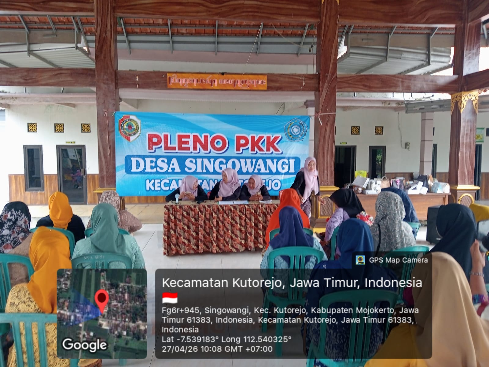 Pleno PKK Desa Singowangi Bertema Hari Kartini, Ibu-ibu Kompak Berkebaya